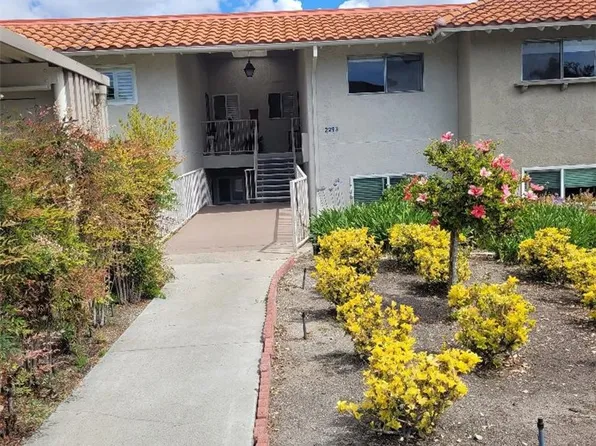 2293 Via Puerta, Laguna Woods, CA 92637