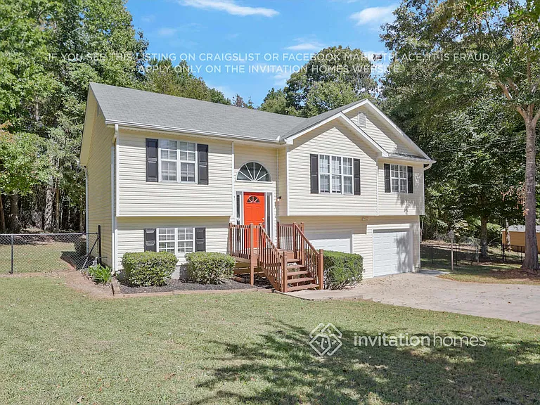 301 Willow Ln — Photo 4