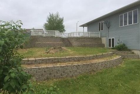 4th image of 615 Rock Creek Dr
