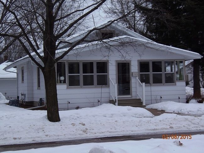 1st image of 2317 Oakwood Blvd