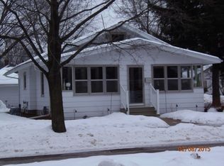 2317 Oakwood Blvd, Wausau, WI 54403