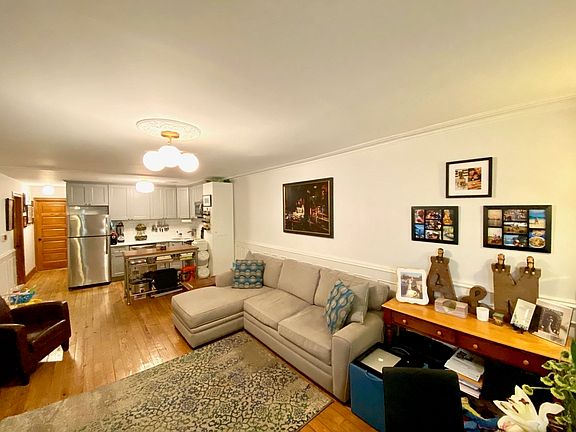 4th image of 351 4th St Floor 1