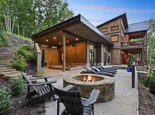 264 Miracle Ln, Blue Ridge, GA 30513