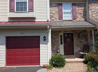 568 Creekside Dr, Souderton, PA 18964
