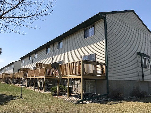 2nd image of 1408 Green St