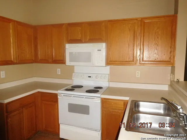 7243 Snowden Crst #RIGHT — Photo 2