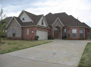 3506 SW Town Vu Rd, Bentonville, AR 72712