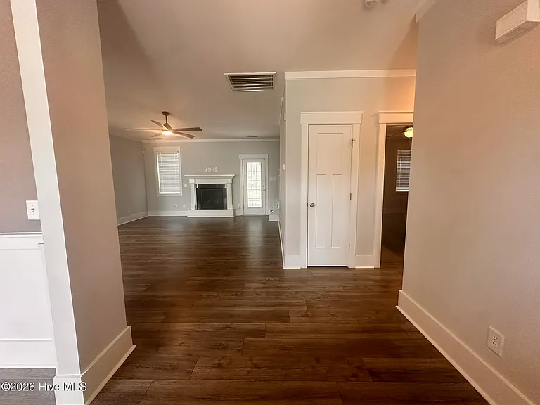 201 Thistleberry Dr — Photo 8