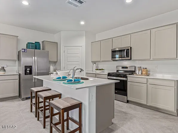 3960 E Market St, Tucson, AZ 85706