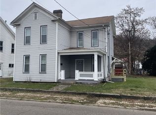 1025 Commerce St, Wellsville, OH