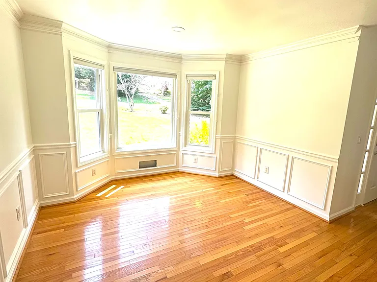 45 Spring Forest Ct — Photo 5