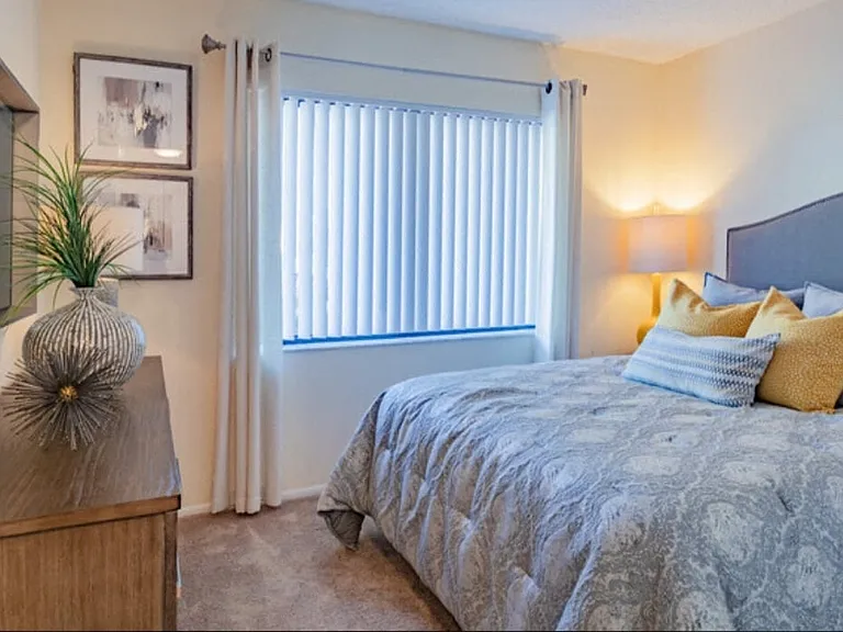 Bay Club Apartment Homes — Photo 9