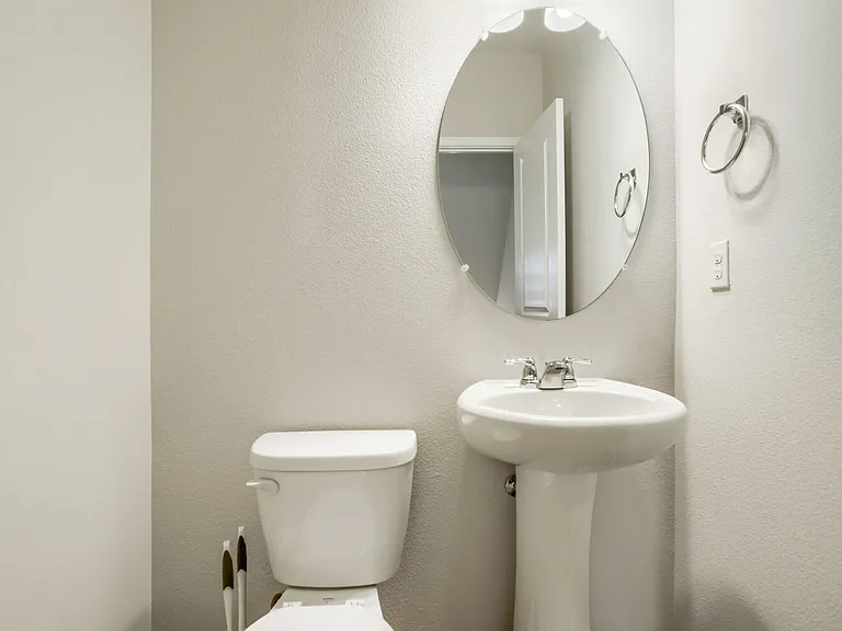 7803 NW Spirea St — Photo 22