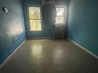 4012 14th Ave #1R, Brooklyn, NY 11218