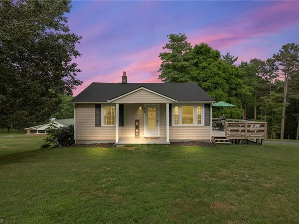 310 Saunders Dr, Asheboro, NC 27203