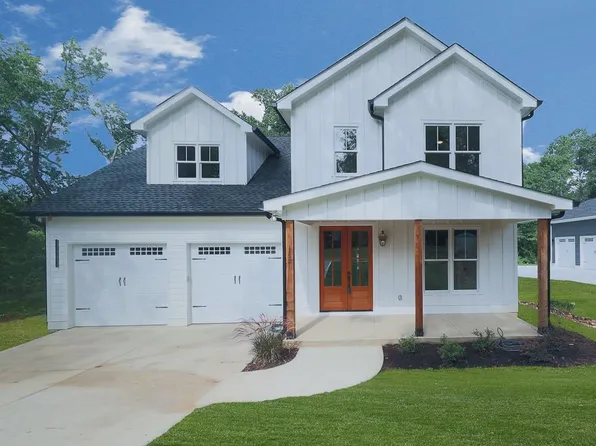 157 Grogan St, Ball Ground, GA 30107