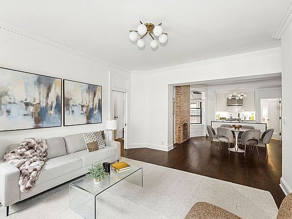 2nd image of 302 W 79th St #3DE
