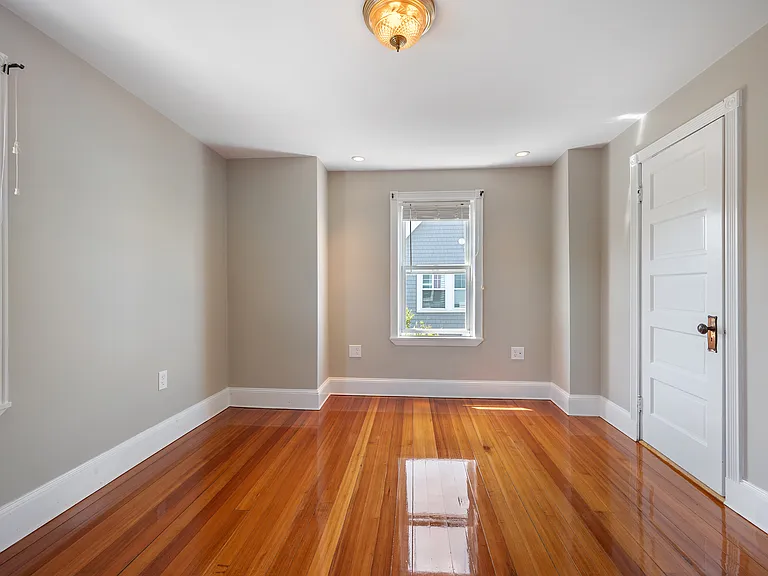 91 Hamden Cir — Photo 12