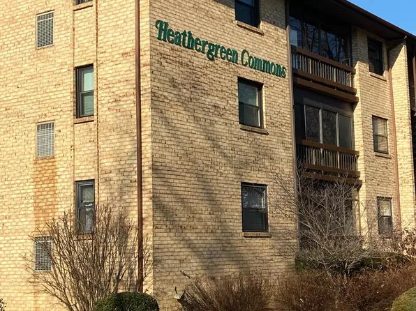 2302 Heather Ct, Wilmington, DE 19809