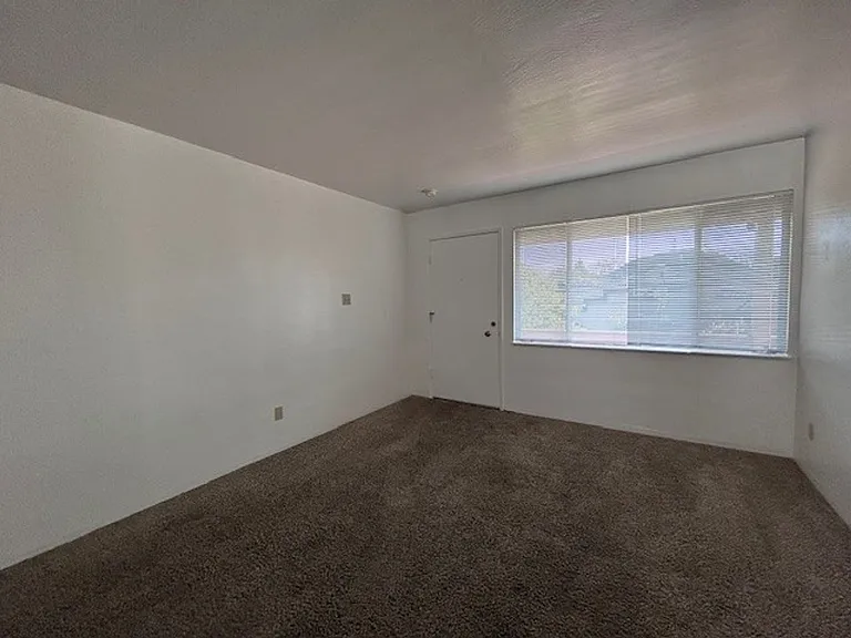 905 Santa Clara Ave #K — Photo 3