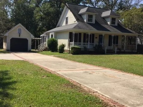 318 Bayleaf Drive, Goldsboro, NC 27534