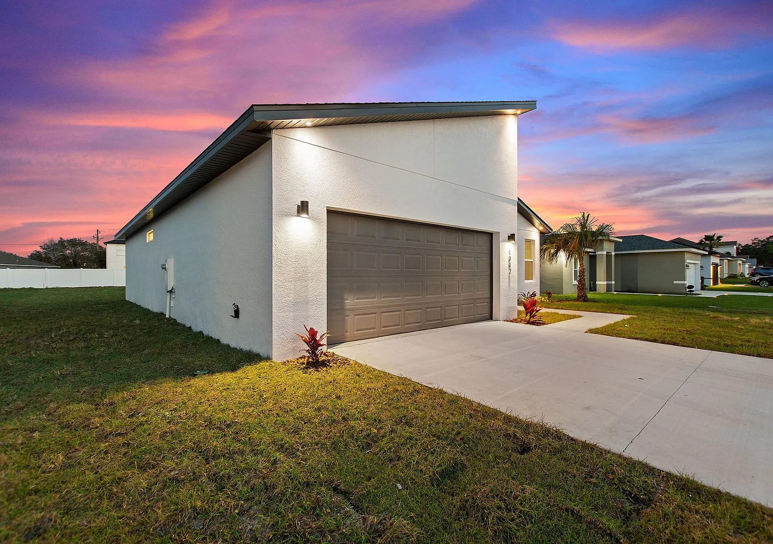 Modern, Energy-Efficient Home with All the Upgrades — Photo 4