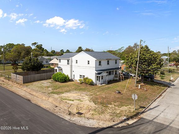 4th image of 2501 Avery Street