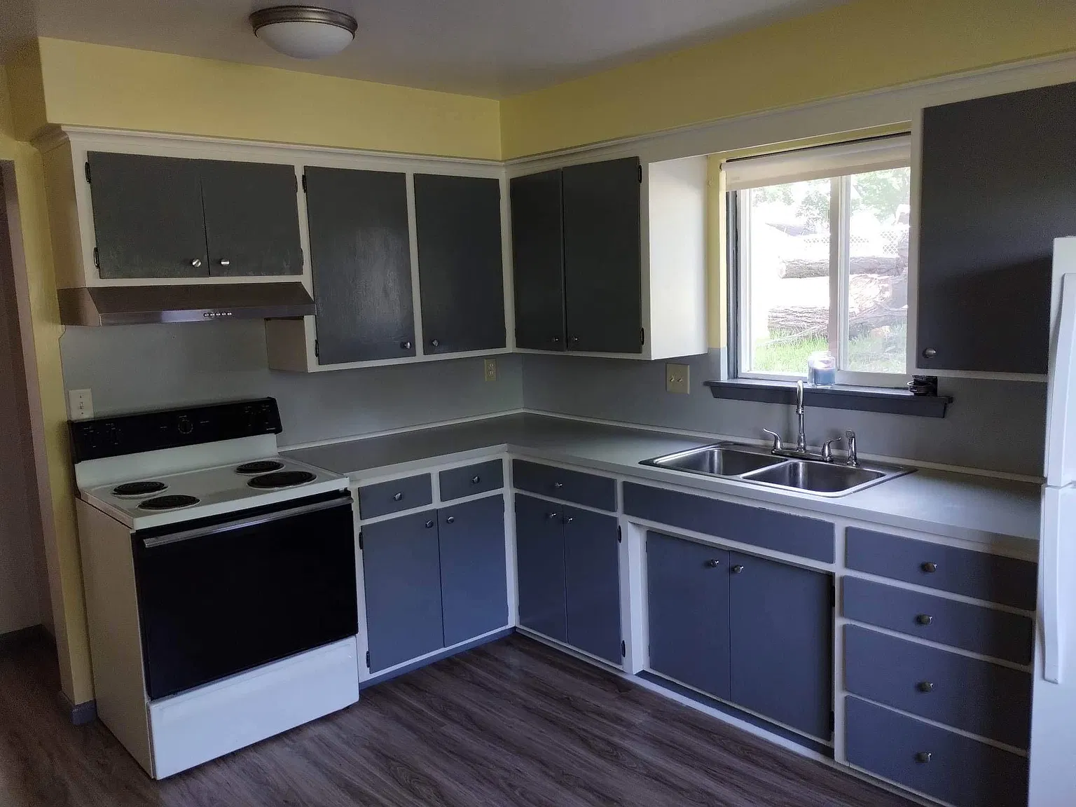 1 bed, 850 sqft, $1,250 — Photo 1