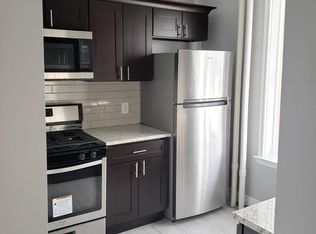 100 W 33rd St #9, Bayonne, NJ 07002