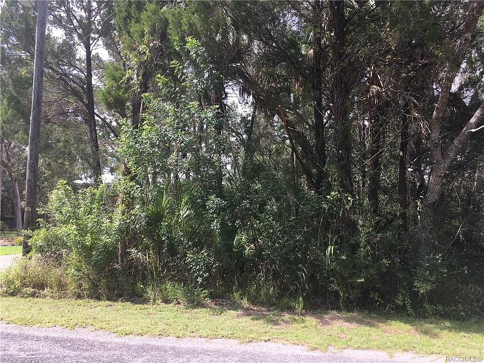 2nd image of 11549 W Clayton Dr