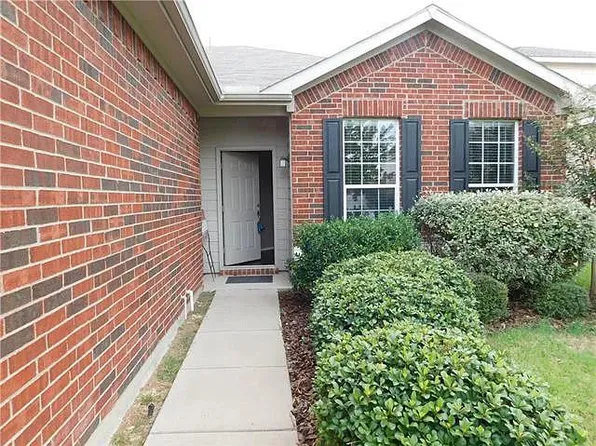 333 Turquoise Dr, Fort Worth, TX 76131