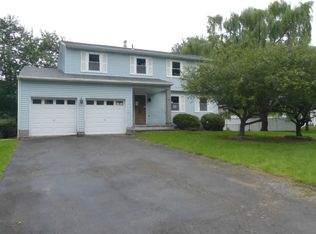 9 Chandler Dr, Chester, NY 10918