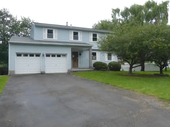 9 Chandler Drive, Chester, NY 10918