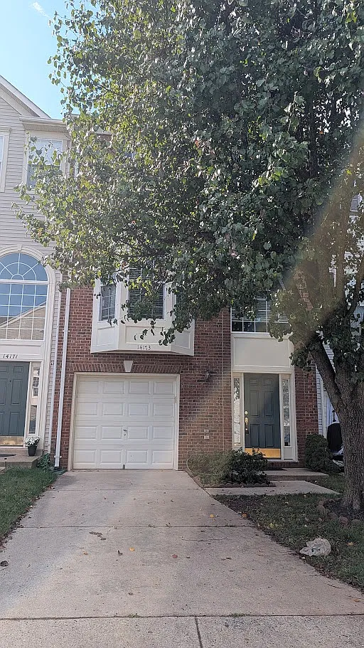 3 bed, 1752 sqft, $2,700 — Photo 2