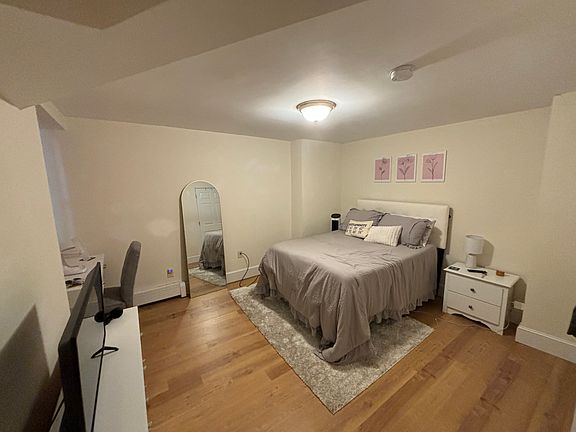 3rd image of 503 Park Dr APT 1
