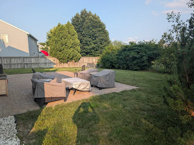17925 W Elsbury St — Photo 3