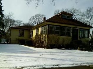 480 W Surf St, Elmhurst, IL 60126