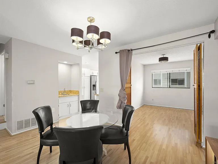 4064 Mahaila Ave #C — Photo 10