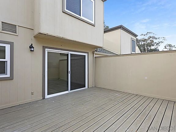 2nd image of 10615 Caminito Basswood