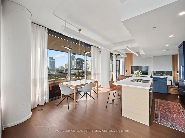 21 Lawren Harris Sq #904 — Photo 22