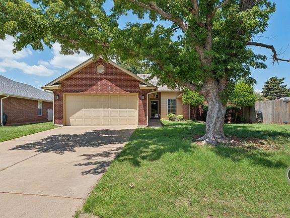 2nd image of 13317 Grayson Pl
