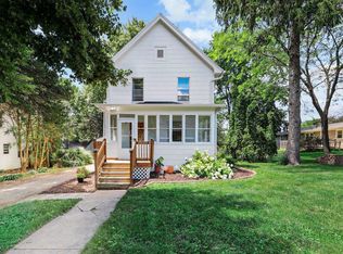 212 Madison Ave, Deforest, WI 53532