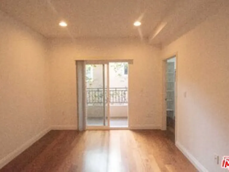4428 Fulton Ave #103 — Photo 22