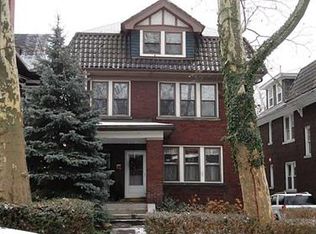 5718 Woodmont St #2, Squirrel Hill, PA
