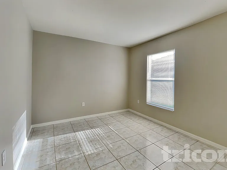 2483 Brownwood Dr — Photo 10