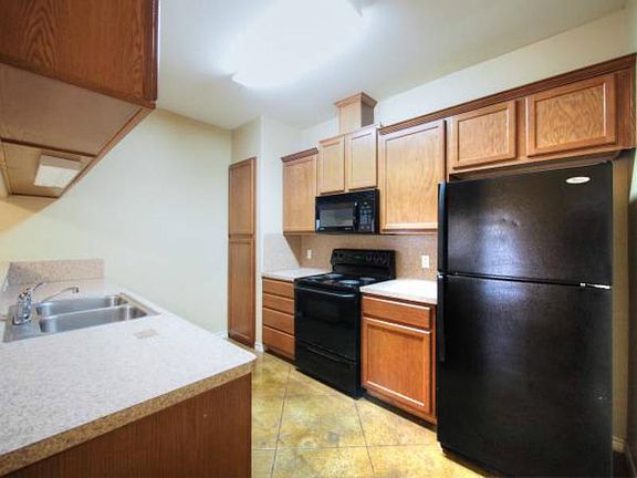 2nd image of 6626 Rhine Dr
