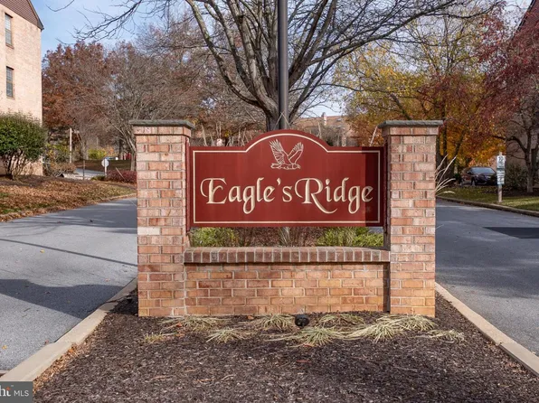 620 Washington Pl #20, Wayne, PA 19087