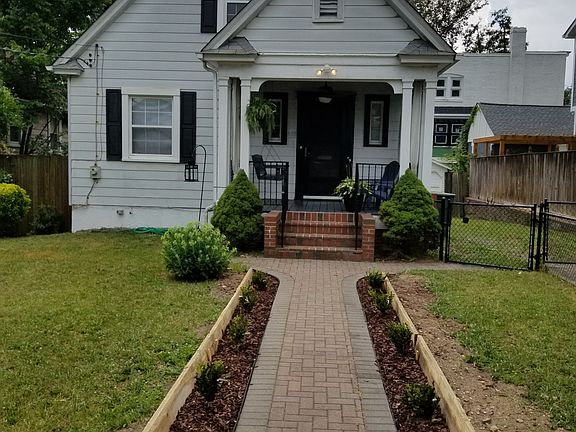 Walkway and Front Yard