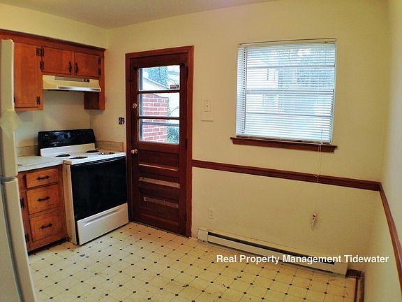4th image of 3015 Dana St #B