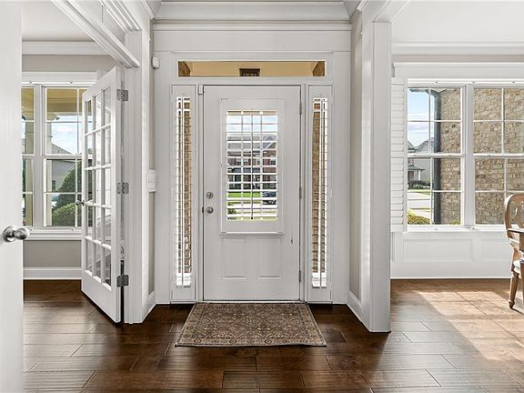 5th image of 4051 Laura Jean Way